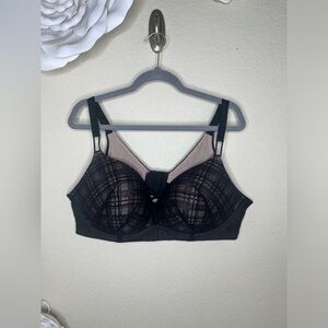 NTM: Torrid Dream Wire Free Push Up Back Smoothing Black Lace & Nude Bra Sz 46D